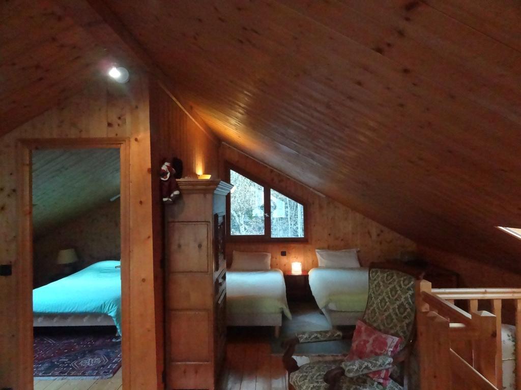 Les Nereides Studios Et Appartements Brides Les Bains エクステリア 写真