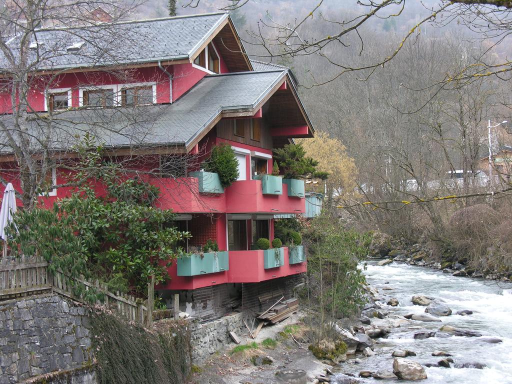 Les Nereides Studios Et Appartements Brides Les Bains エクステリア 写真