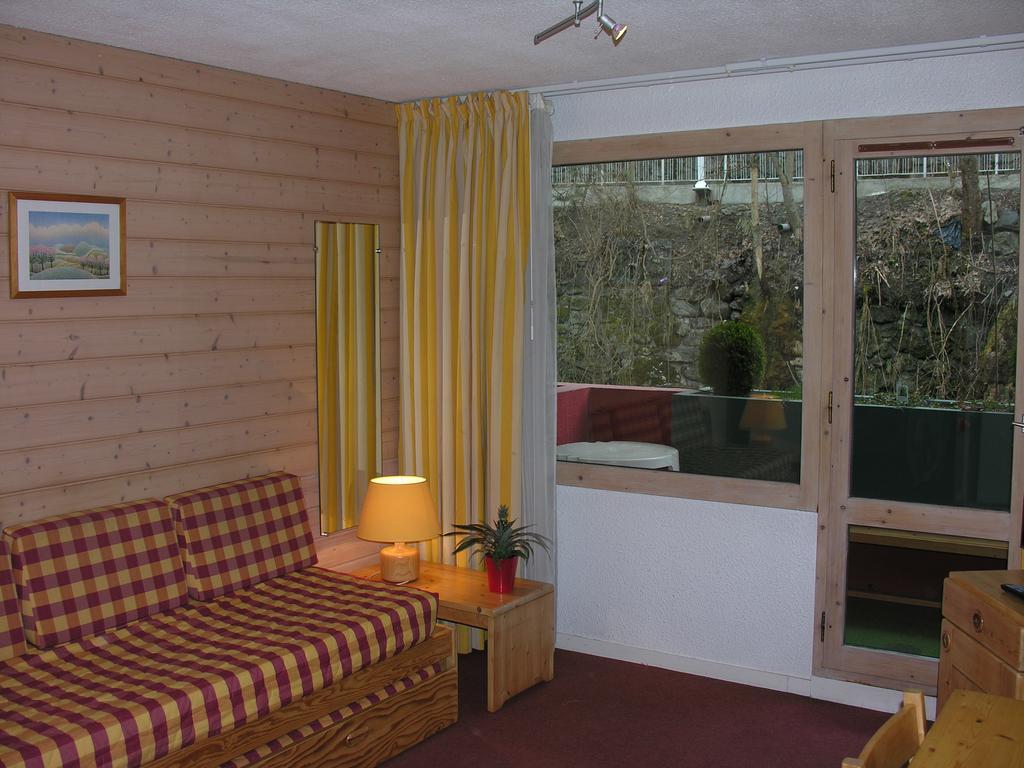 Les Nereides Studios Et Appartements Brides Les Bains エクステリア 写真